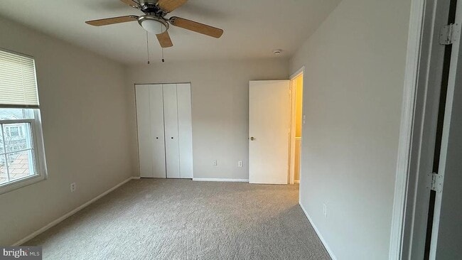 Building Photo - 18715 Martins Landing Dr