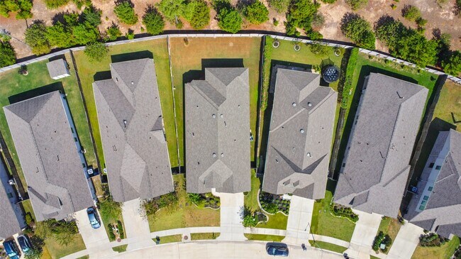 Building Photo - 17127 Crimson Crest Dr