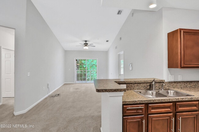 Building Photo - 8241 Pelican Landing Rd