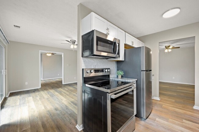 Building Photo - The Heritage at Wyoming