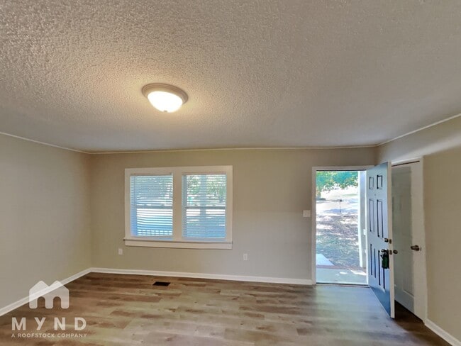 Building Photo - 1509 Whisnant St