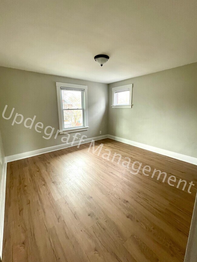 Building Photo - 20 Stanfield Terrace