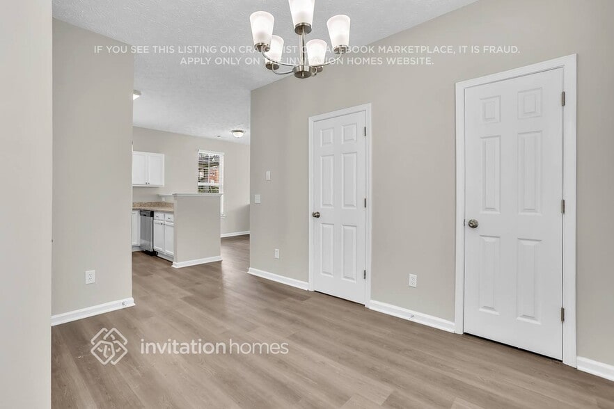 Building Photo - 4904 Heritage Cir