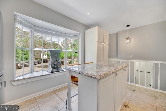 Building Photo - 7826 Mt Woodley Pl