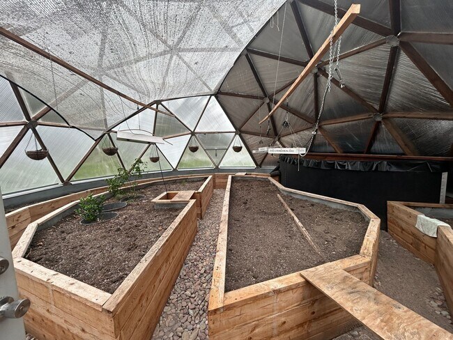 Building Photo - Amazing Home on the River with Greenhouse,...