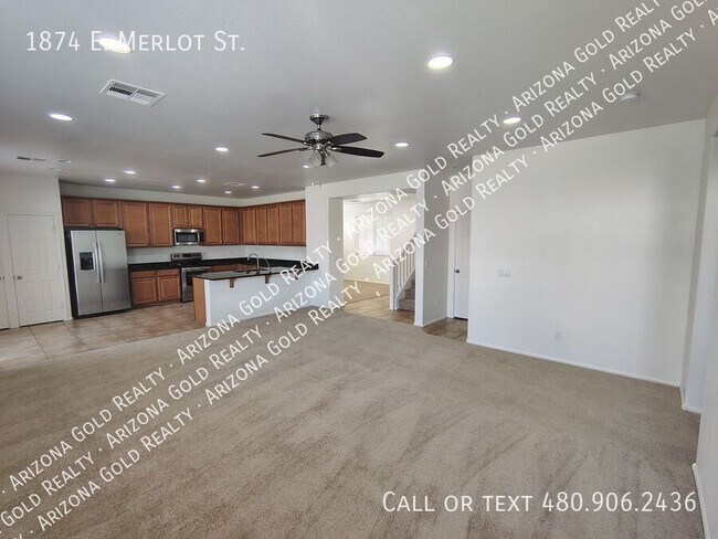 Building Photo - 1874 E Merlot St