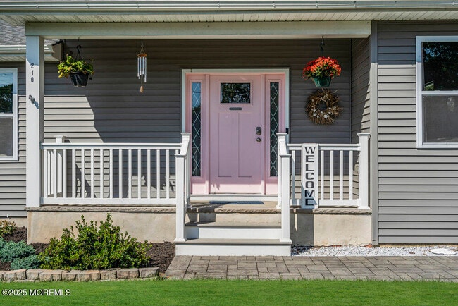 Building Photo - 210 Mermaid Dr