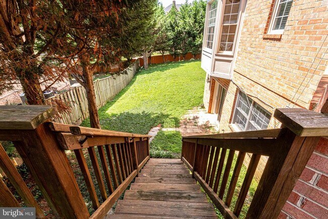 Building Photo - 1719 Strine Dr