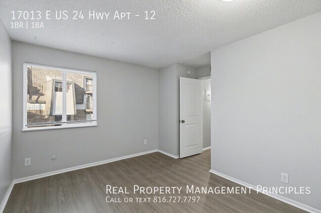 Building Photo - 17013 E US 24 Hwy Apt-12