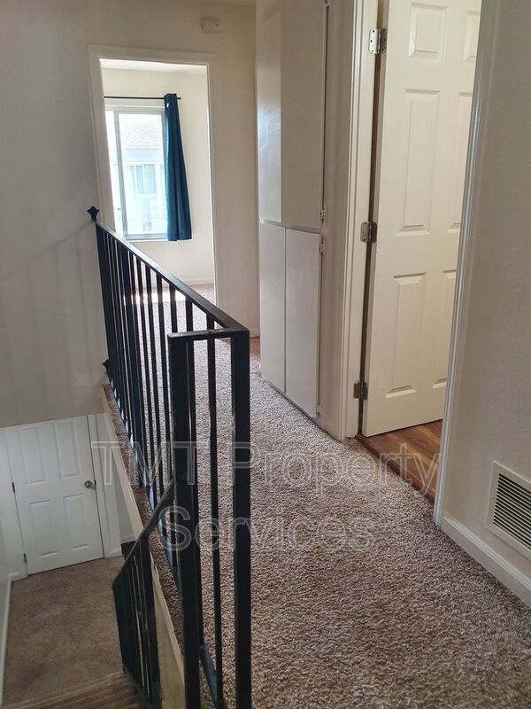 Building Photo - 7648 La Mancha Way