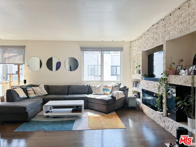 Primary Photo - 1234 Wilshire Blvd