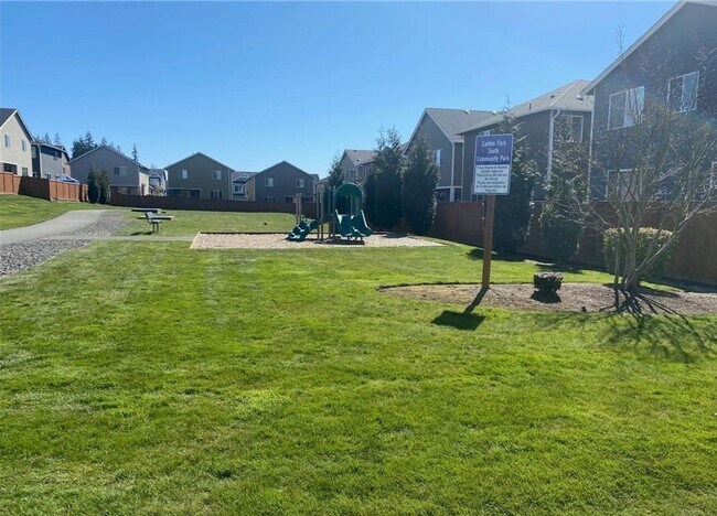 Building Photo - Gorgeous 4BR Home in Canton Park Backing t...