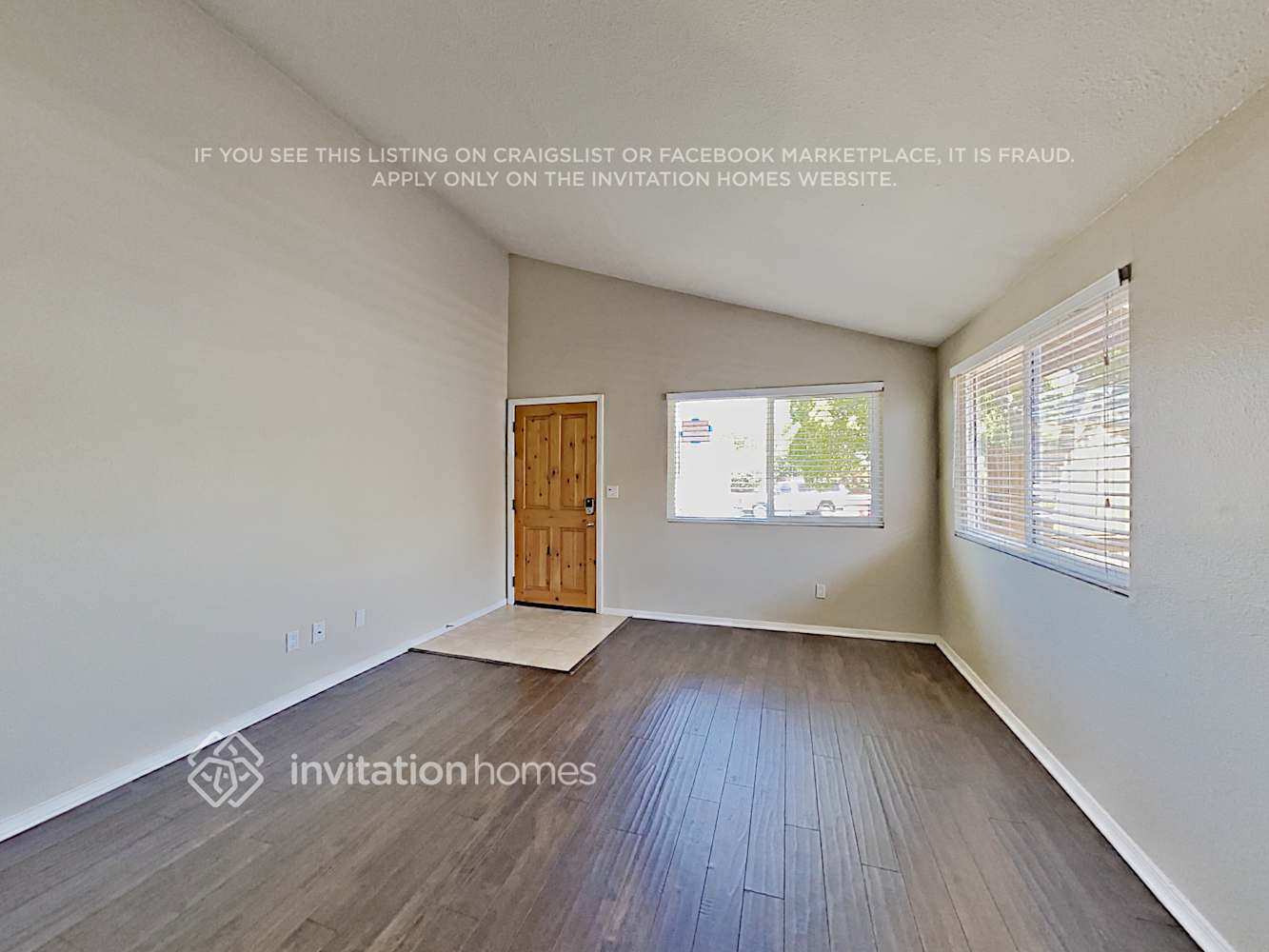 Building Photo - 27858 Crosspath Ave