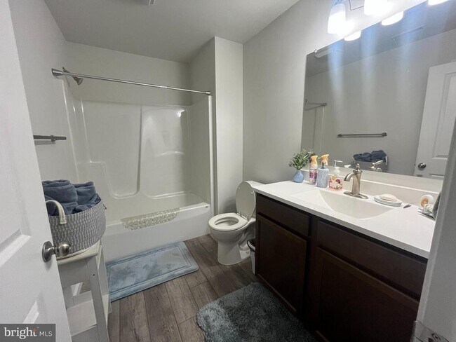 Building Photo - 13290 Flohr Ln