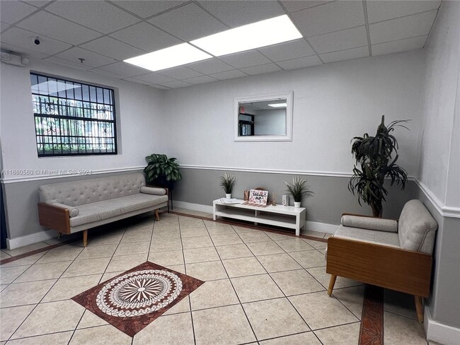 Building Photo - 6937 Bay Dr