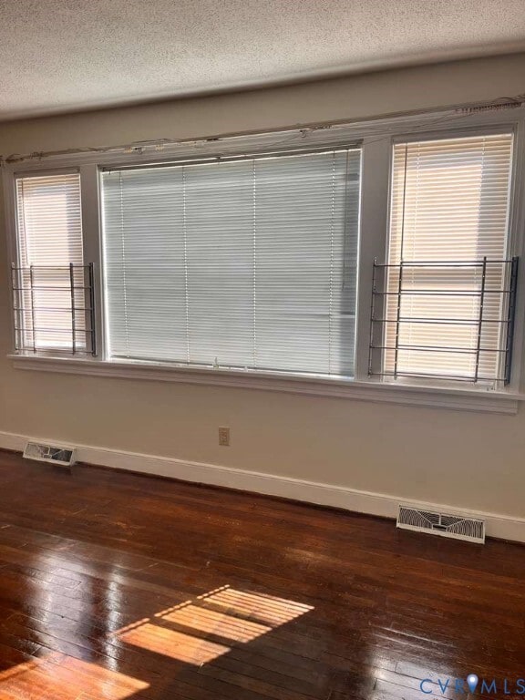 Building Photo - 2203 Dinwiddie Ave