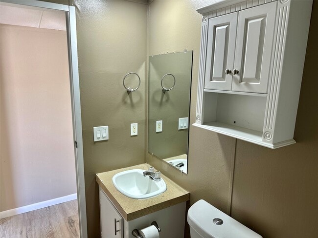 Building Photo - 4602 Durant Ave