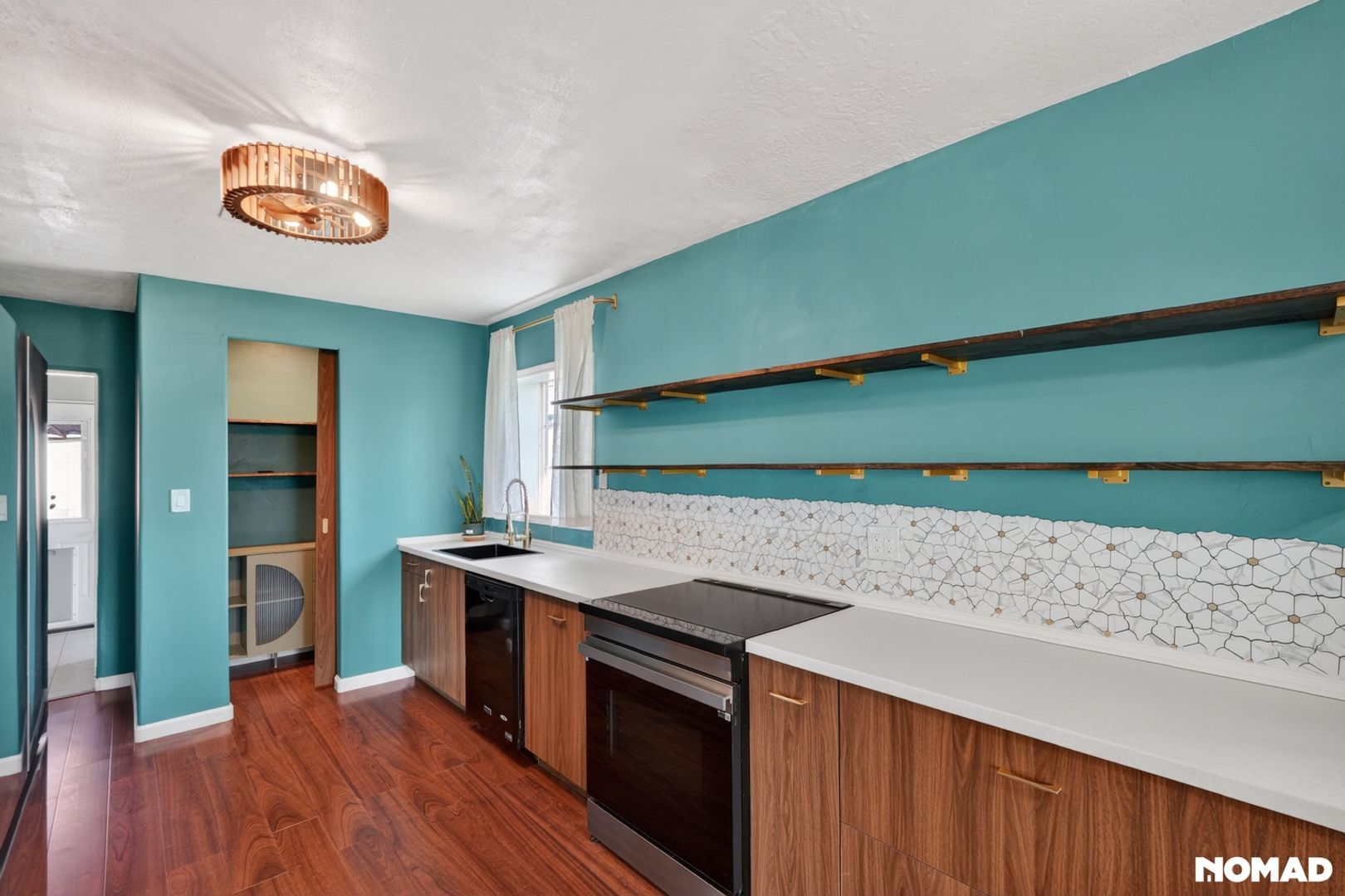 Building Photo - 1700 W Elm St