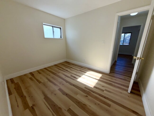 Building Photo - 26636 Lorenz St