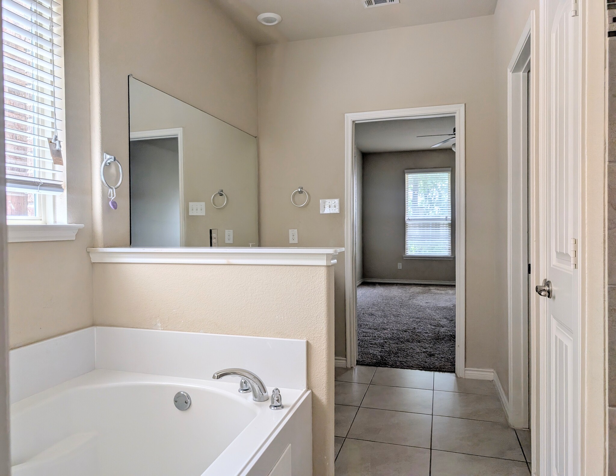 Building Photo - 10104 Kemah Pl