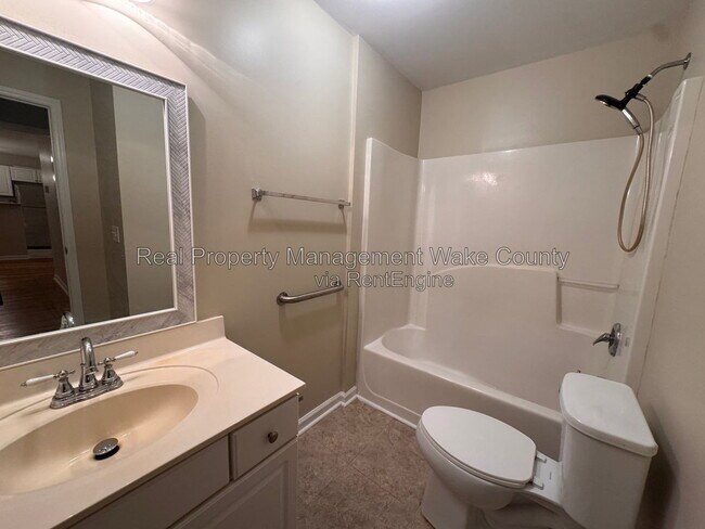 Building Photo - 3812 Wellington Ridge Loop