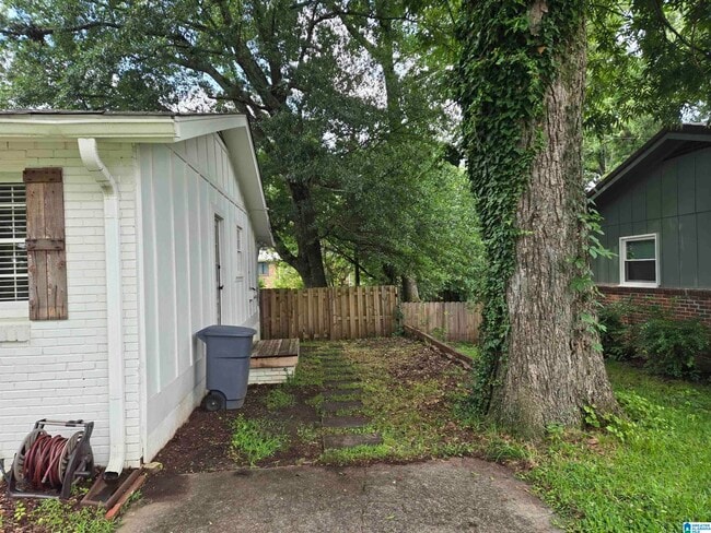 Building Photo - 109 Knoll Crest Dr