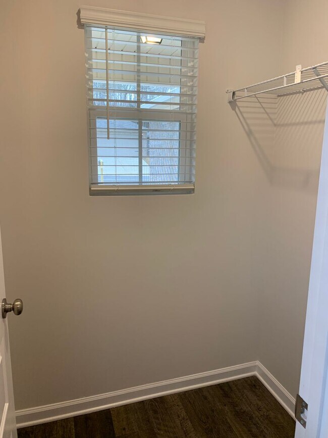 Building Photo - Now Pre-Leasing ? Spacious 4-Bedroom | 2-Bath Home in Cullman