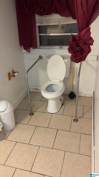 Building Photo - 5108 Wilson Cir