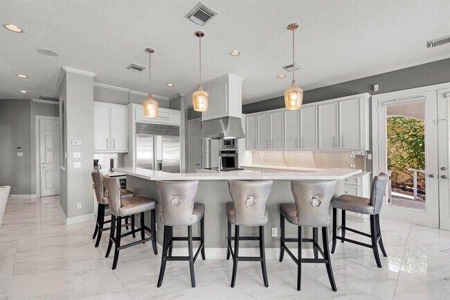 Building Photo - 305 Harborside Cir