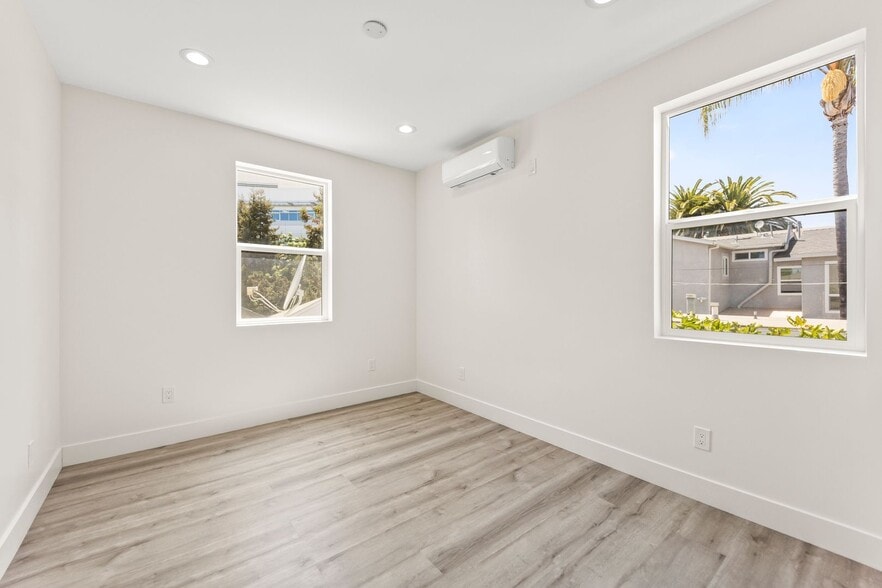 Building Photo - 1327 23rd St