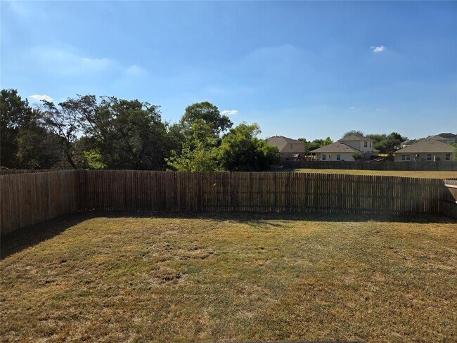 Building Photo - 11112 Dawes Pl