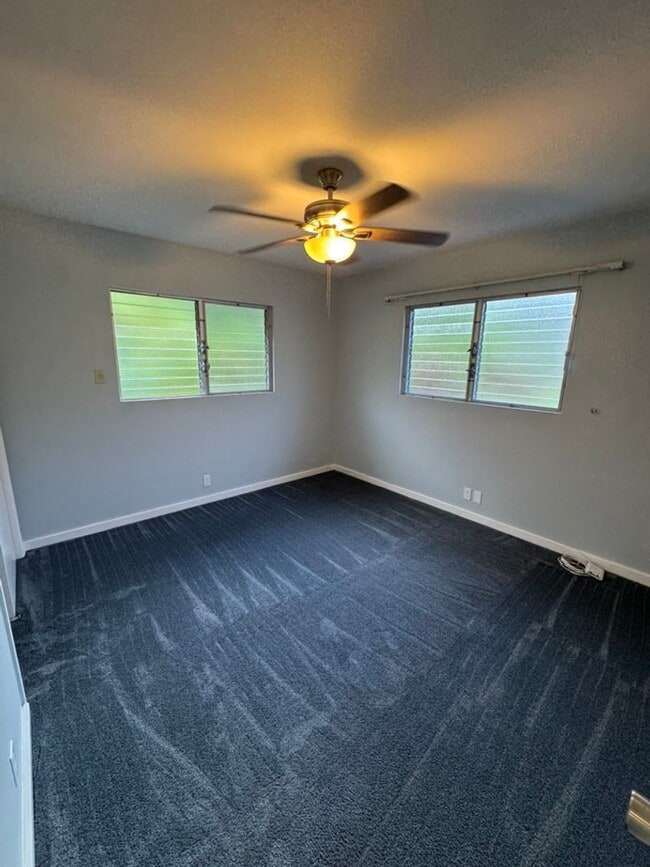 Building Photo - Bright & Spacious 3-Bedroom Home in Peacef...