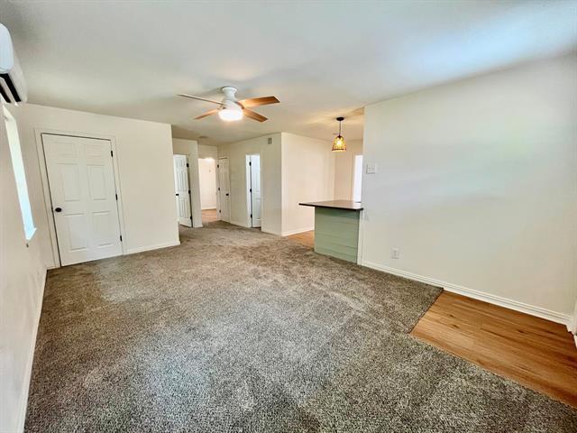 Building Photo - 513 Burgett St