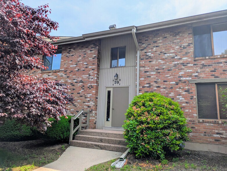 Building Photo - 20 Amato Dr