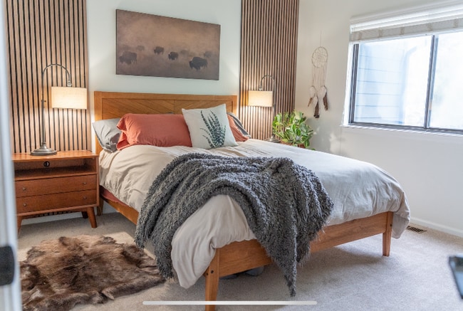 Building Photo - 226 Lois Cir