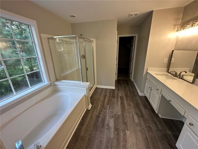 Building Photo - 6345 Turfway Dr