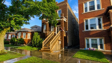 Building Photo - 4833 W Montana St