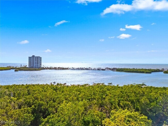 Building Photo - 5555 Heron Point Dr