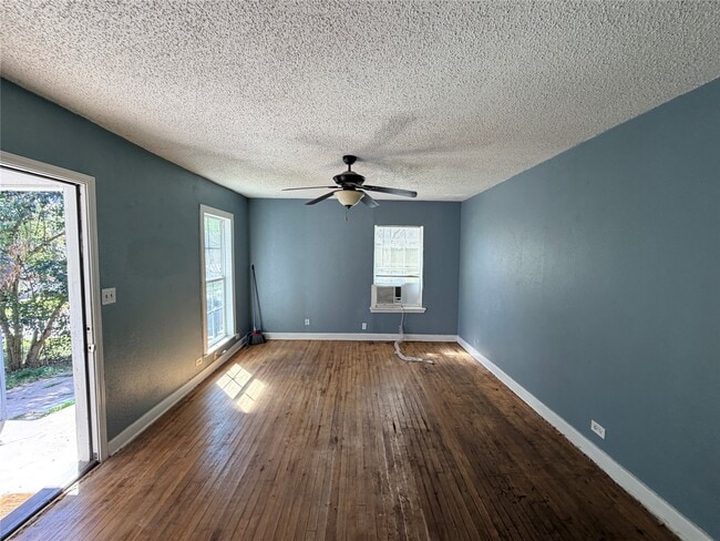 Building Photo - 1410 15th St