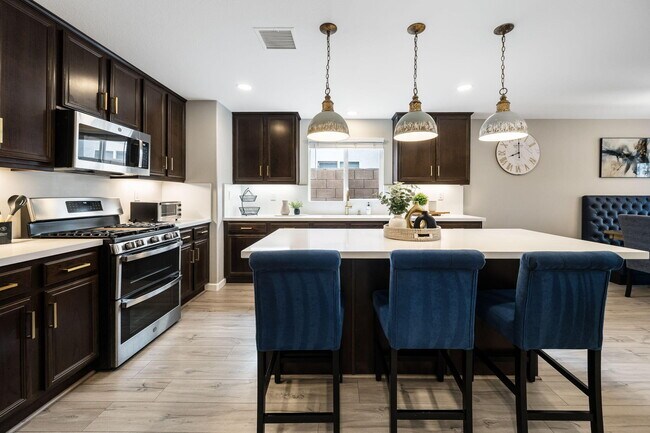 Building Photo - 84131 Azzura Way