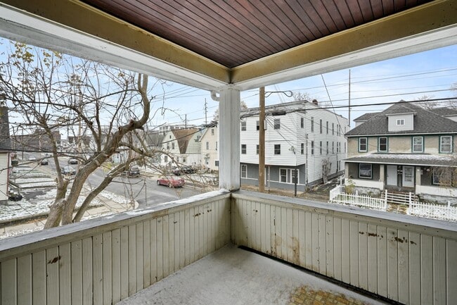 Building Photo - 66 Endicott Ave