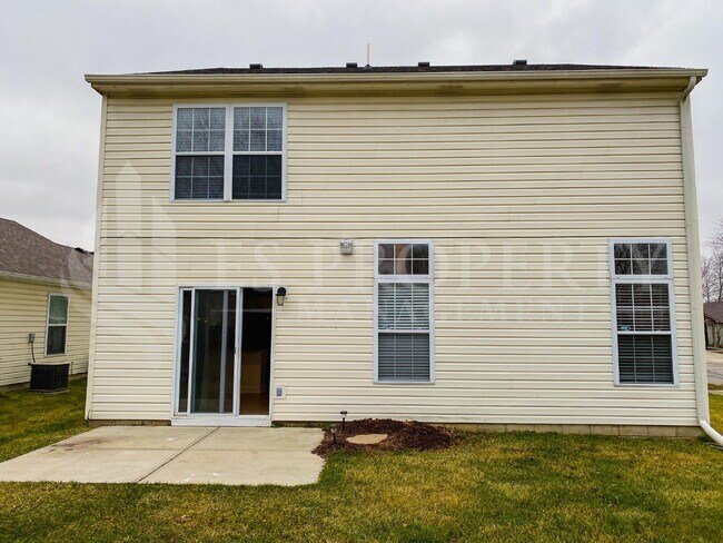 Building Photo - Welcome home to this charming 4-bedroom, 2.5-bath home in Noblesville!