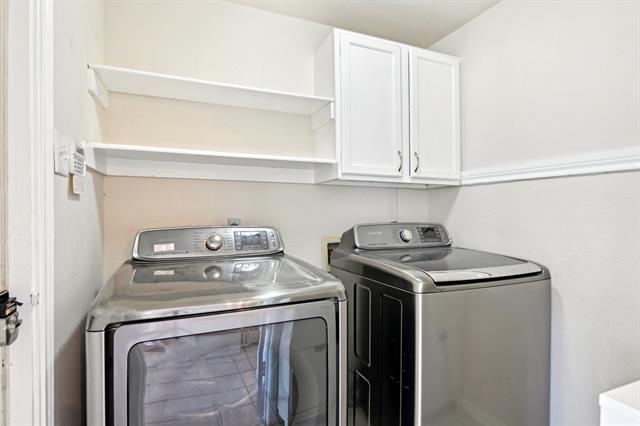 Building Photo - 2320 Dampton Dr
