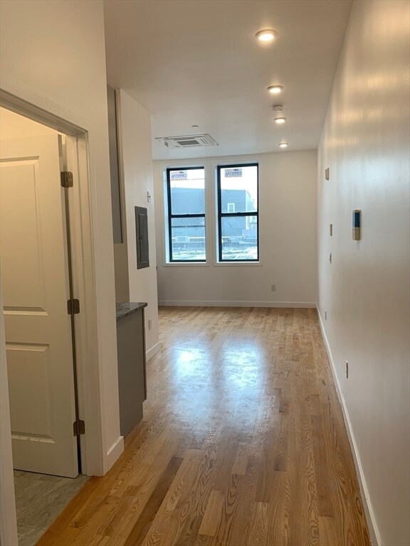 Building Photo - 52 Washington Ave