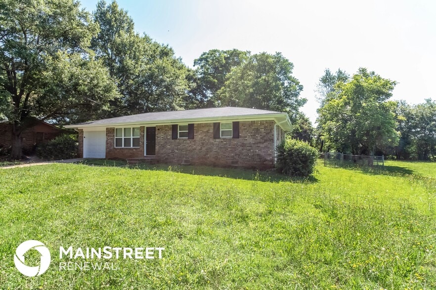 Building Photo - 204 Oxford Way