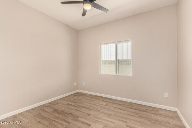 Building Photo - 2746 W Pima St