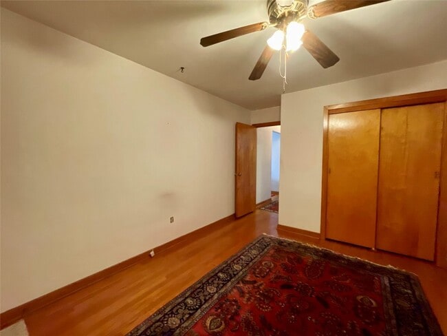 Building Photo - 92 Vestal Ave