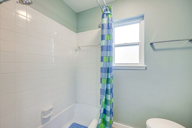 Building Photo - 8411 Brixton-SI ID1386179P