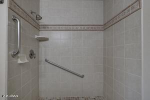 Building Photo - 938 W Madera Ln