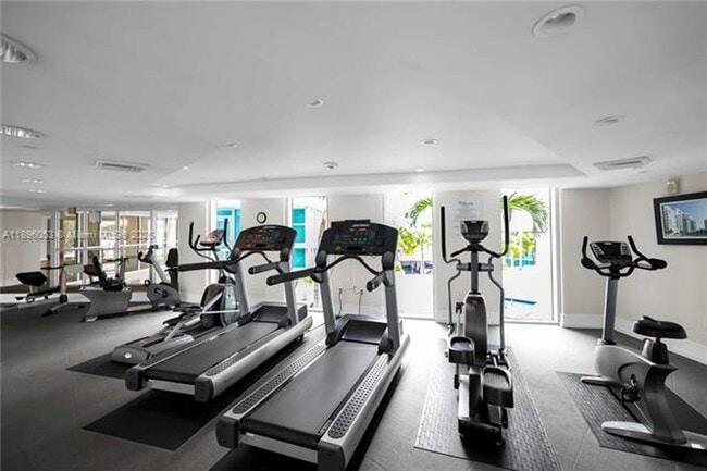 Building Photo - 3131 NE 188th St